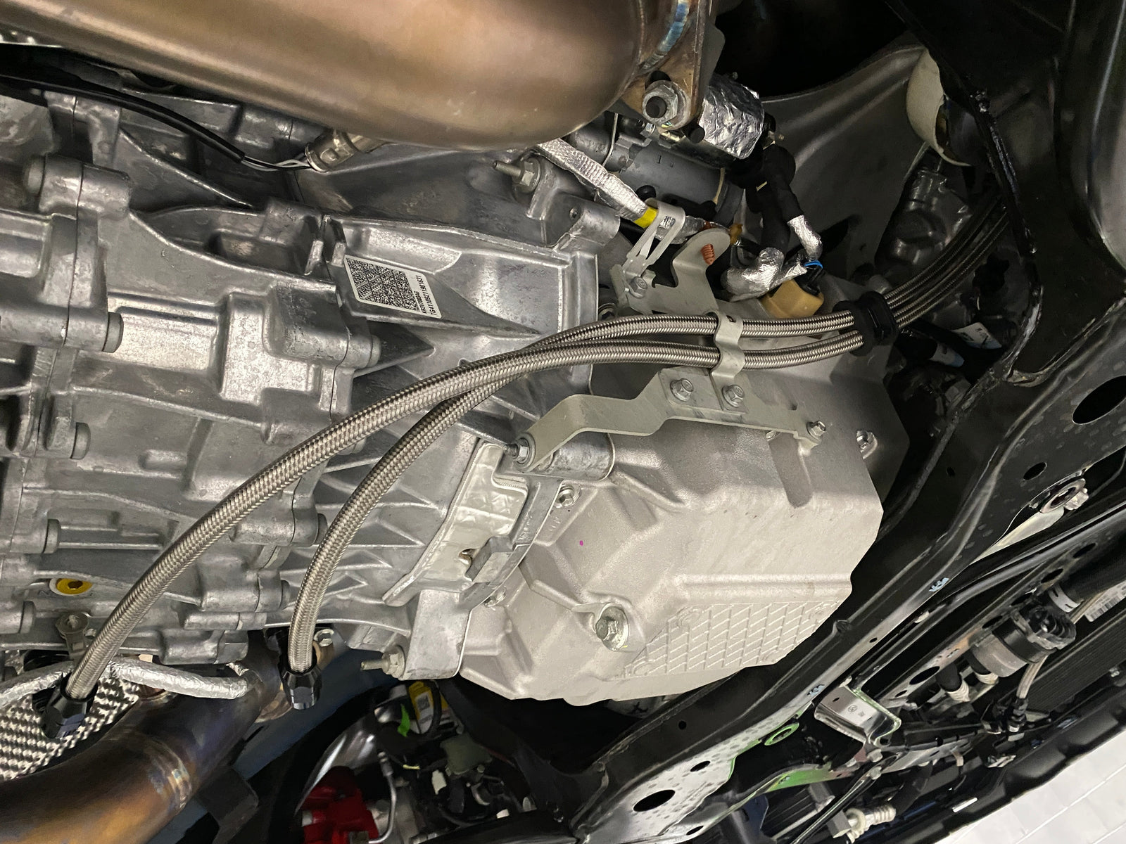 A Cleaner Fix for GT500 DCT Line Leaks:  2020+ GT500 DCT Cooler Line Kit