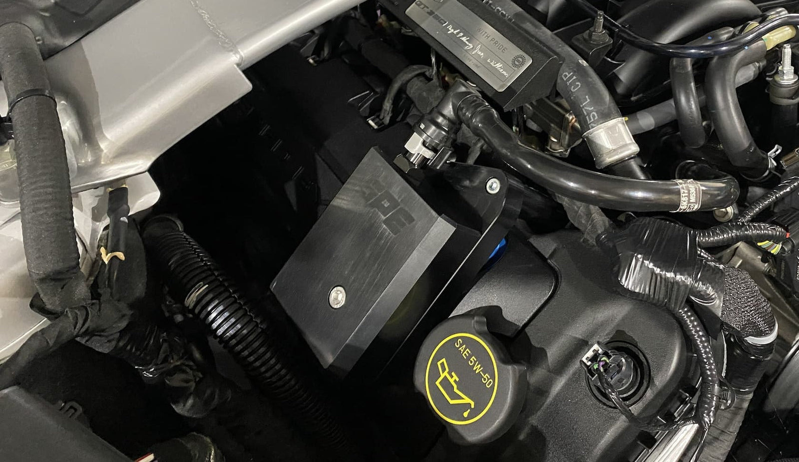 Cleaner Intake Tract, Cleaner Engine Bay: GT500 Billet Oil Separator Catch Can