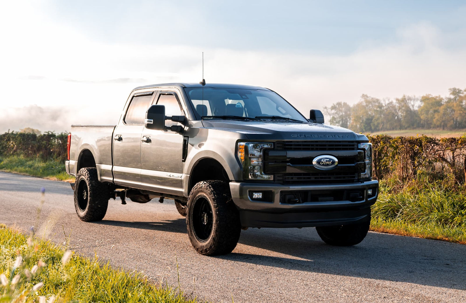 Leveling Kit vs Suspension Package: Daily Ride + Tow Control in One Setup